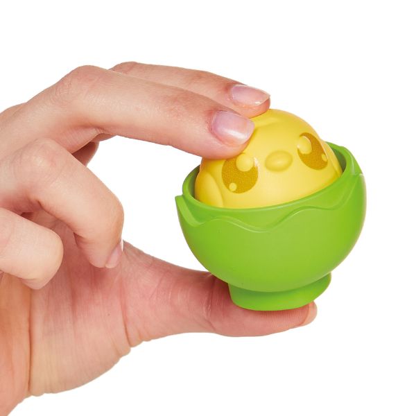 Tomy Toomies Hide & Squeak Bright Chicks