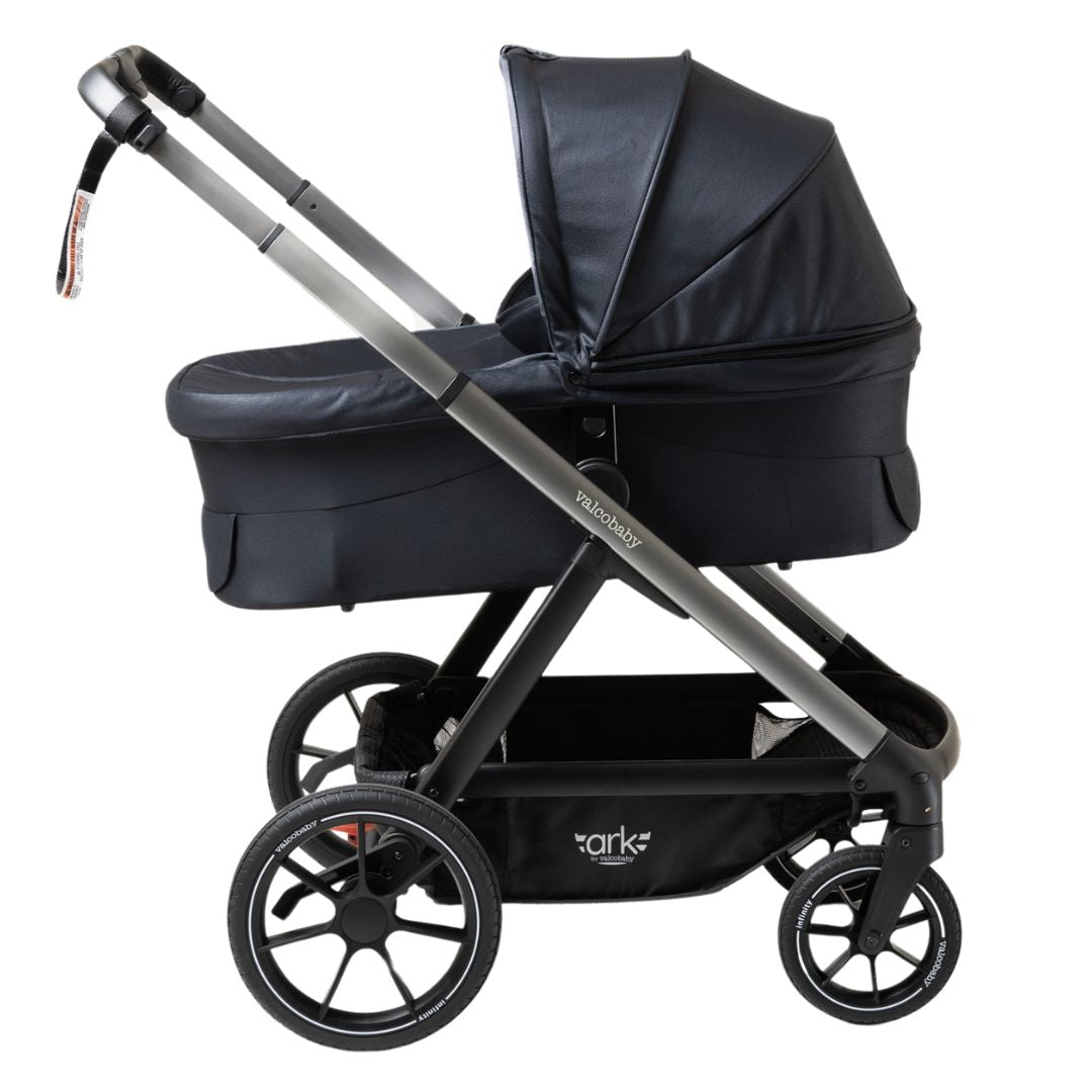 Valco Baby Ark Bassinet Onyx (Adaptors Included)