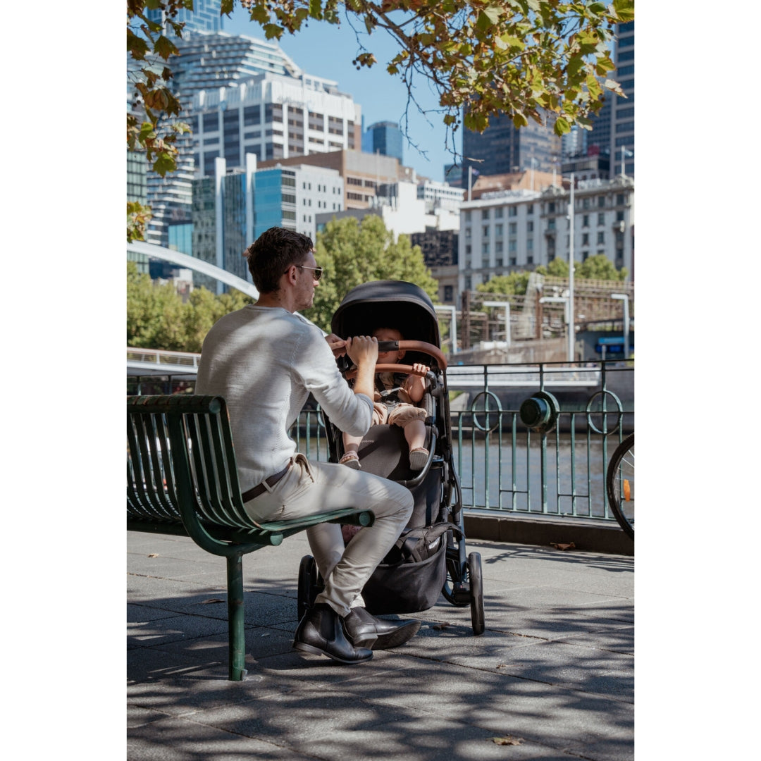 UPPAbaby Vista V3 Pram with Bassinet NORI (Charcoal/Carbon Frame/Saddle Leather)